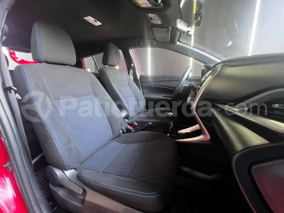 Foto 12 de Toyota Yaris