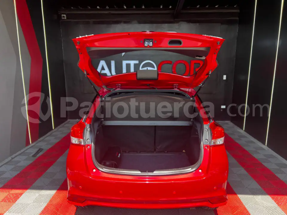 Foto 22 de Toyota Yaris