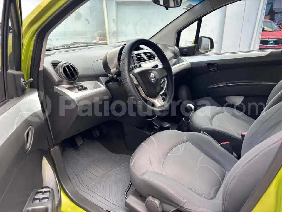Foto 12 de Chevrolet Spark GT