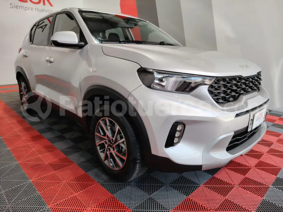 Foto 3 de Kia SONET LX STD