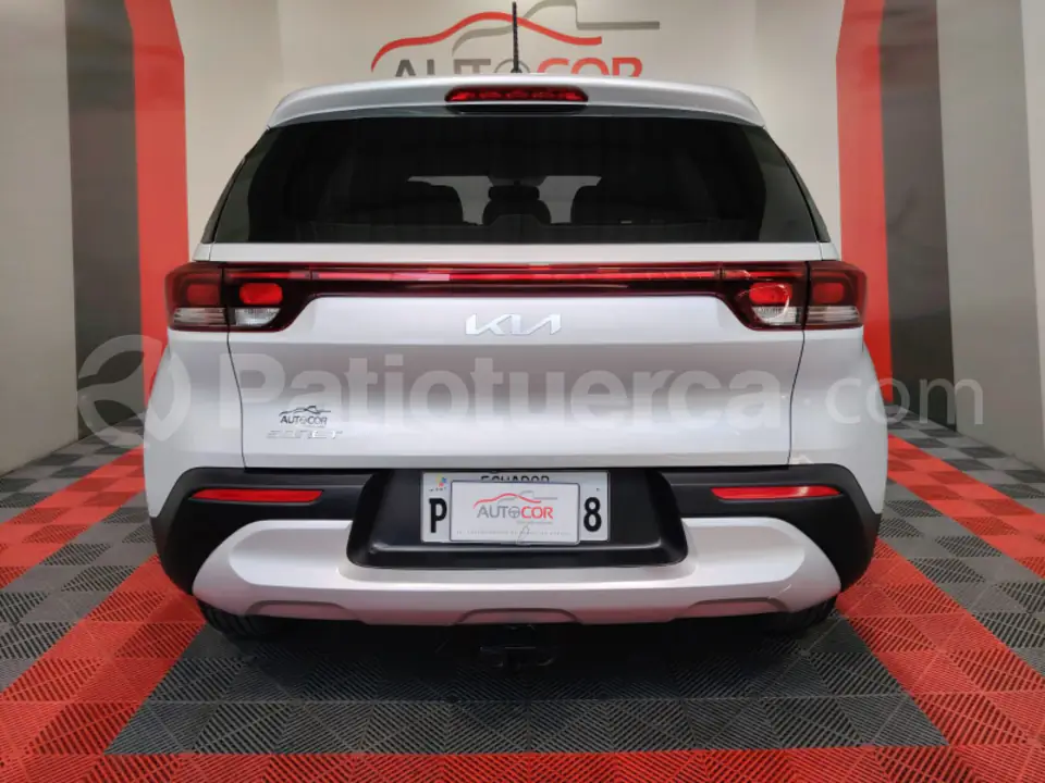 Foto 25 de Kia SONET LX STD