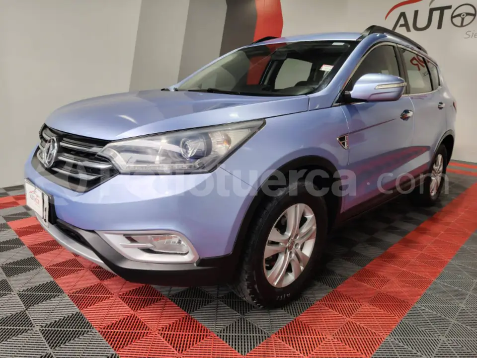 Foto 1 de DongFeng AX7