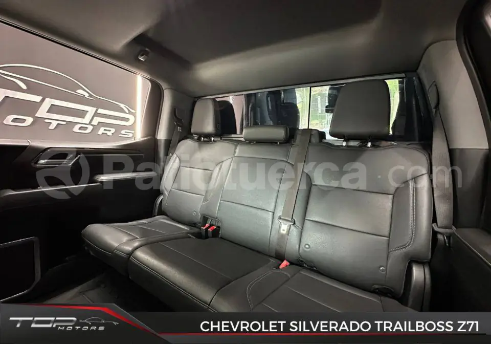 Foto 15 de Chevrolet Silverado Trailboss Z71 AC
