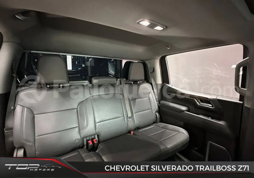 Foto 16 de Chevrolet Silverado Trailboss Z71 AC