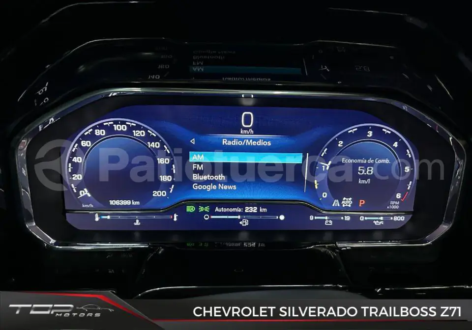 Foto 17 de Chevrolet Silverado Trailboss Z71 AC