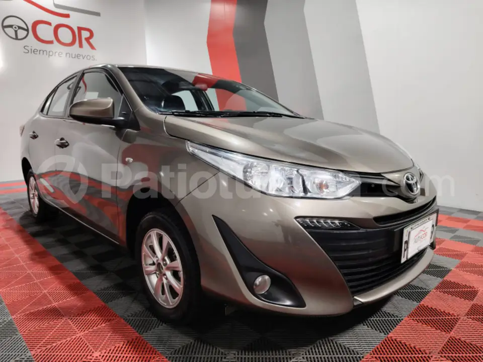 Foto 3 de Toyota Yaris