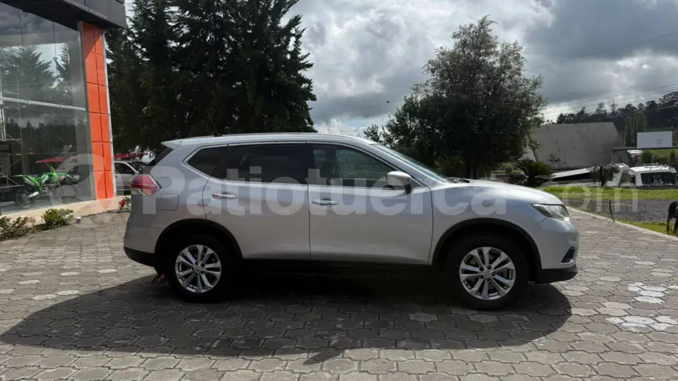 Foto 7 de Nissan XTRAIL SENSE