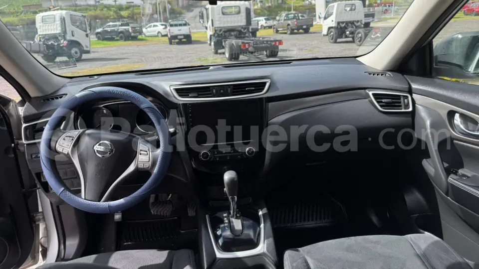 Foto 8 de Nissan XTRAIL SENSE