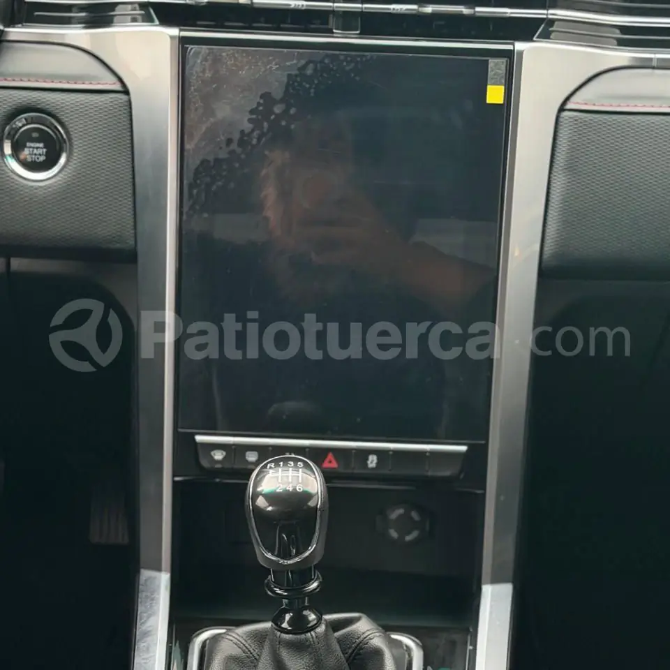 Foto 13 de JAC T8