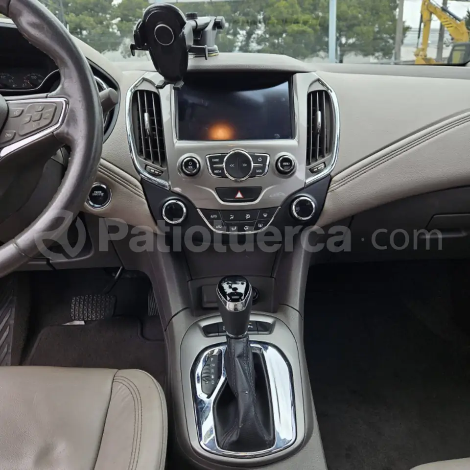 Foto 9 de Chevrolet Cruze LTZ