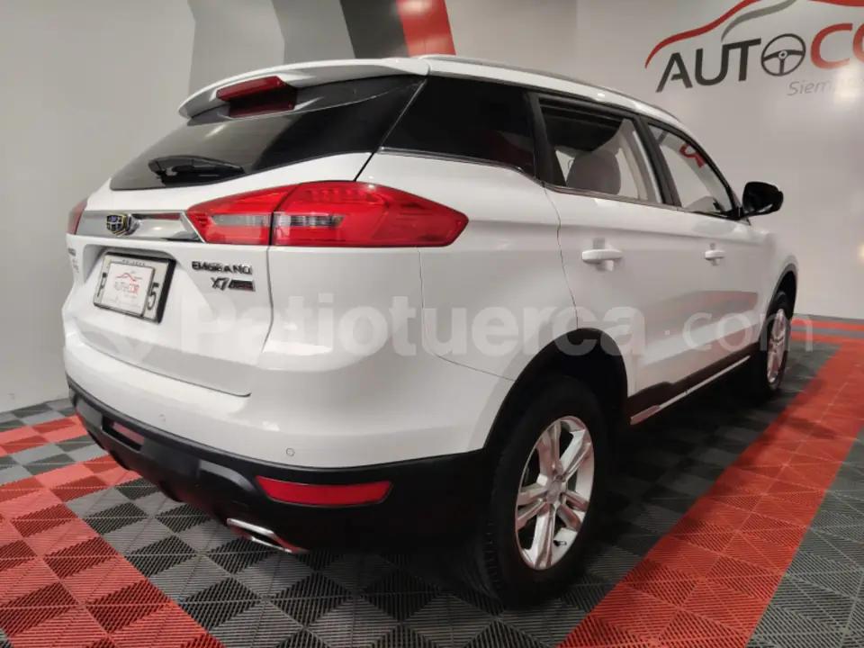 Foto 7 de Geely X7 SPORT