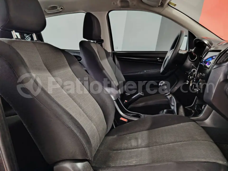 Foto 16 de Chevrolet D MAX CRDI FULL 2.5.