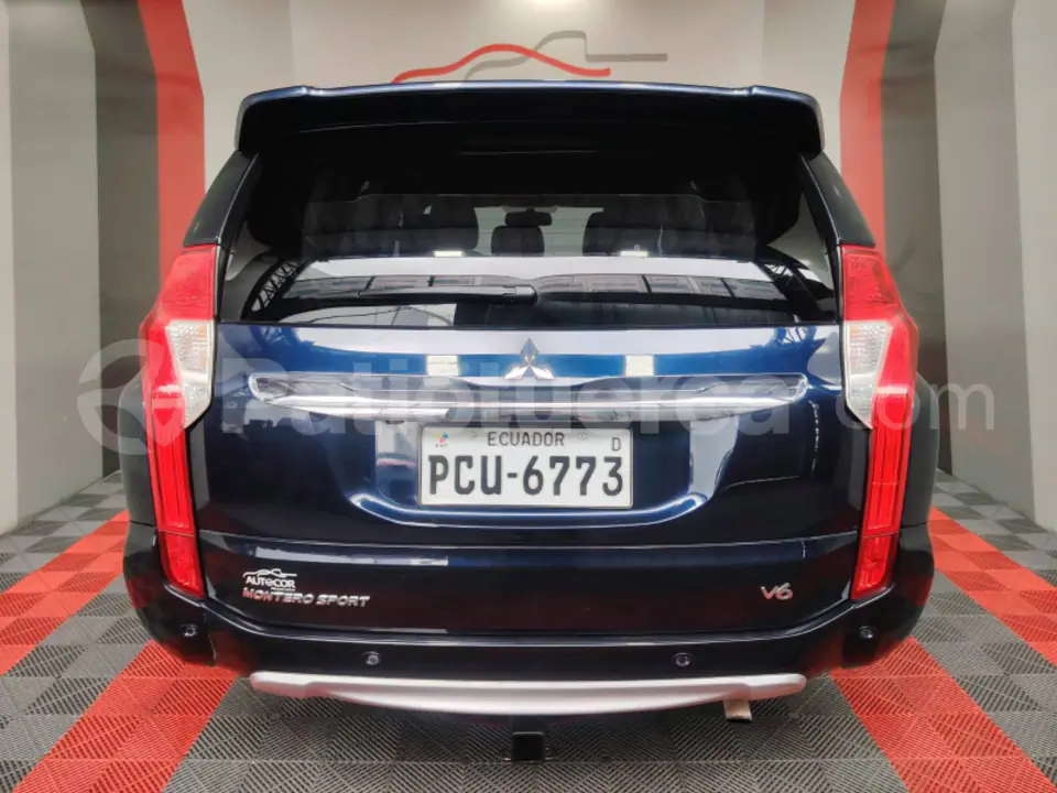 Foto 4 de Mitsubishi Montero GLS