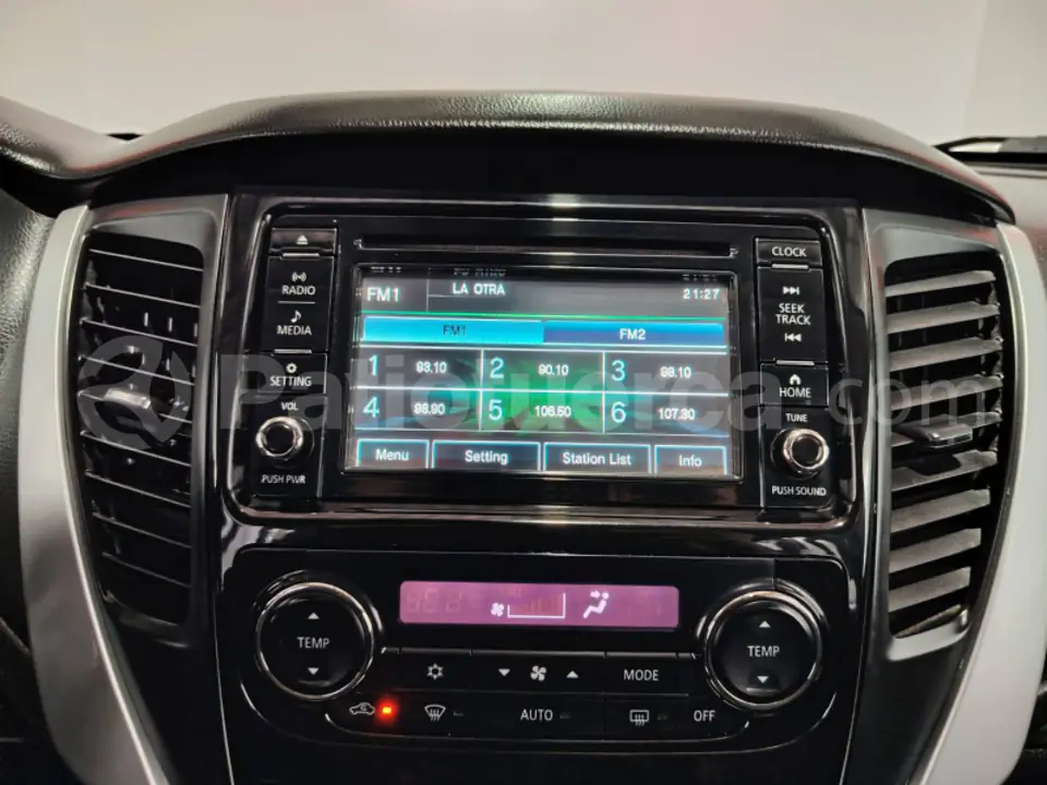 Foto 14 de Mitsubishi Montero GLS