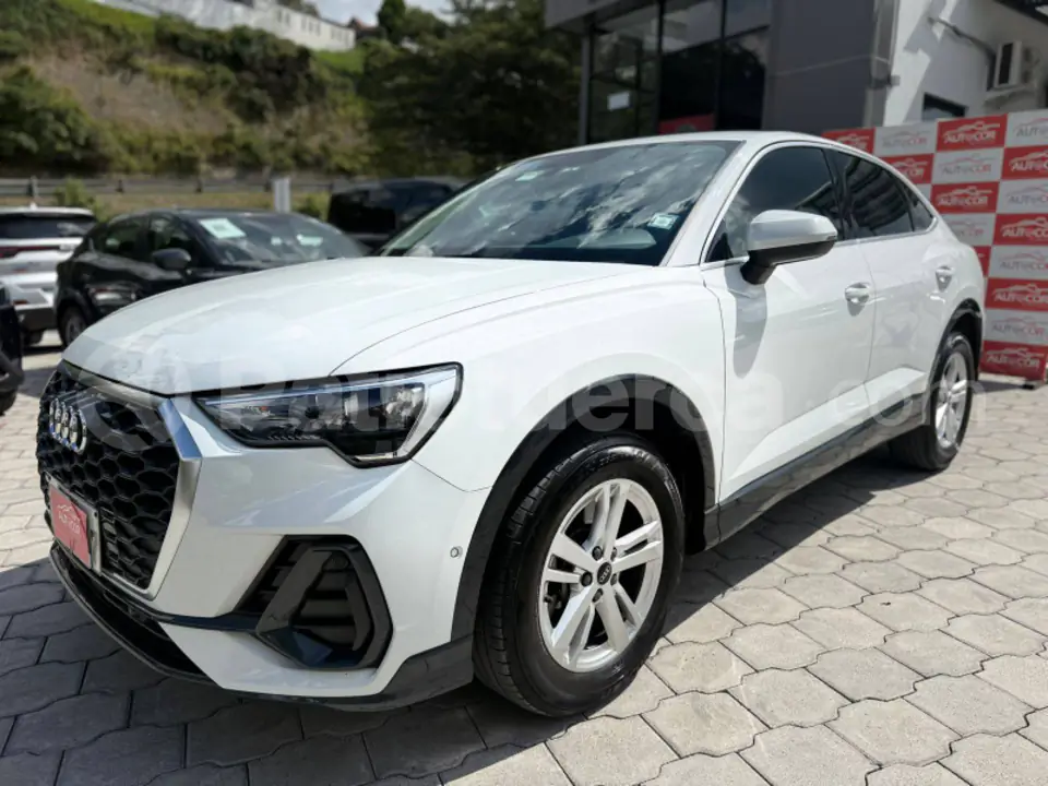 Foto 1 de Audi Q3 SPORTBACK