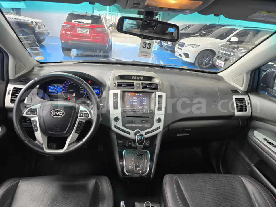Foto 7 de BYD S6
