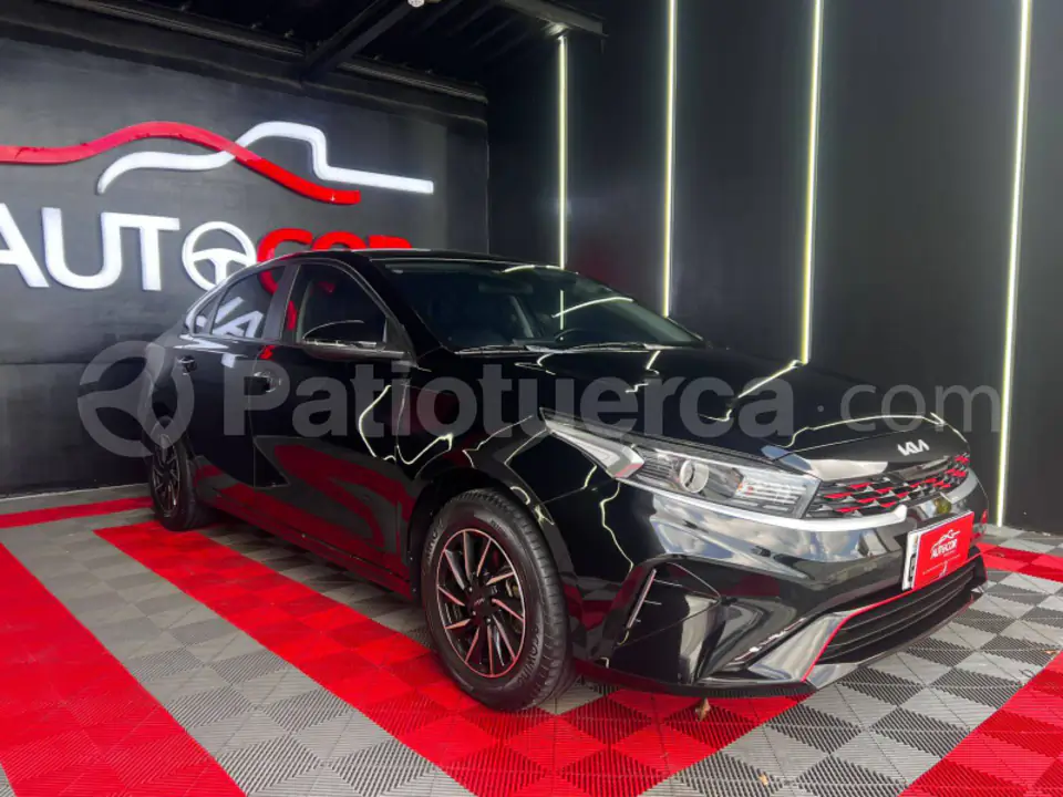 Foto 5 de Kia Cerato