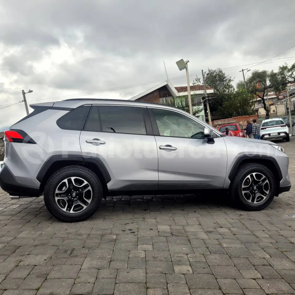 Foto 8 de Toyota RAV4 LIMITED