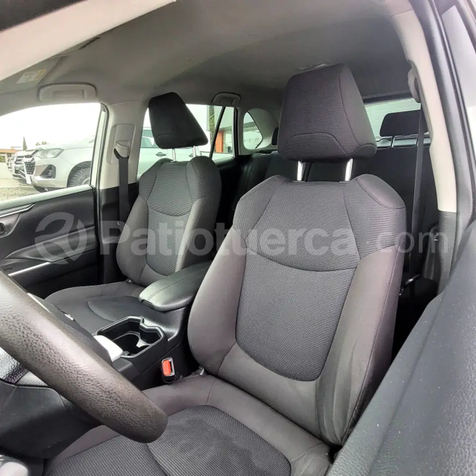 Foto 12 de Toyota RAV4 LIMITED