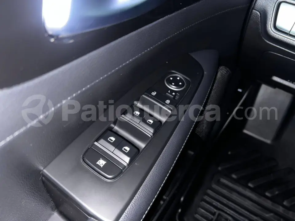 Foto 18 de Kia Cerato R