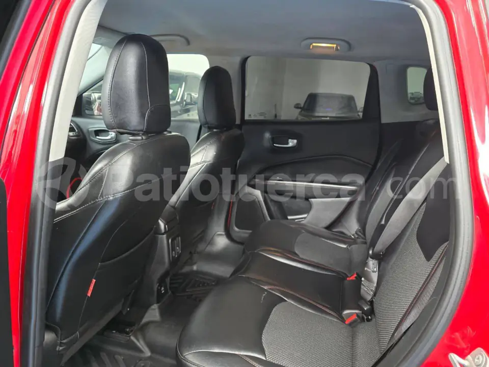 Foto 8 de Jeep NEW COMPASS LONGITUDE