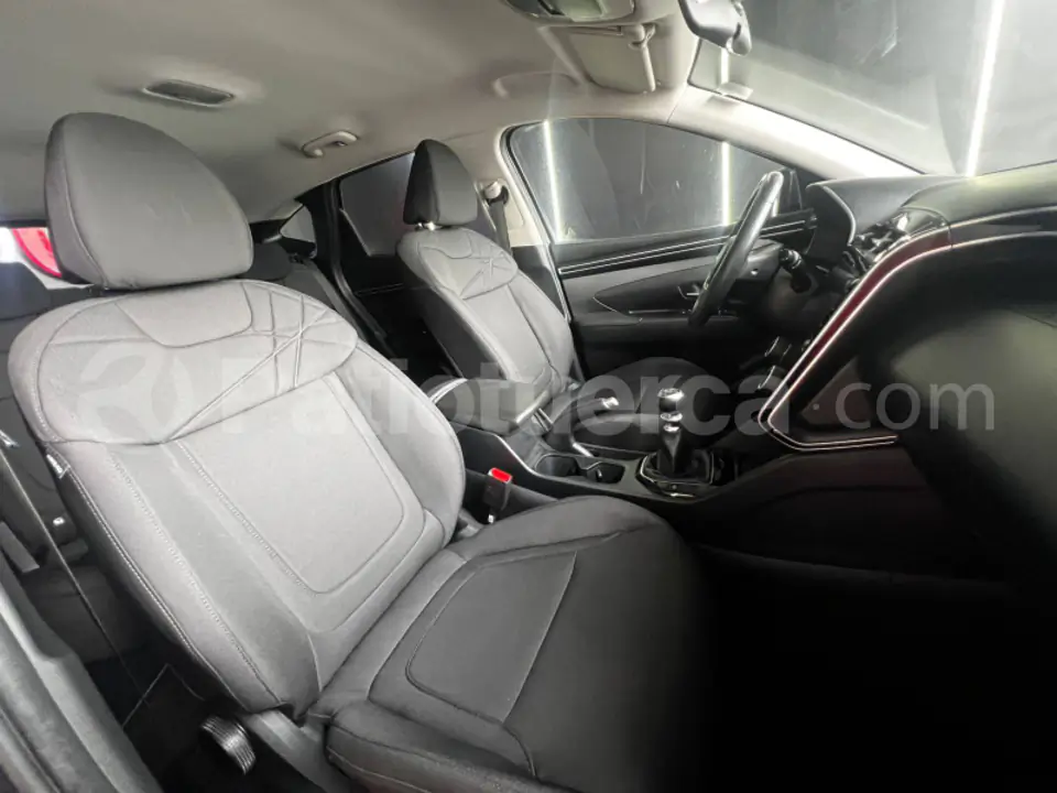 Foto 10 de Hyundai TUCSON NX4E GL