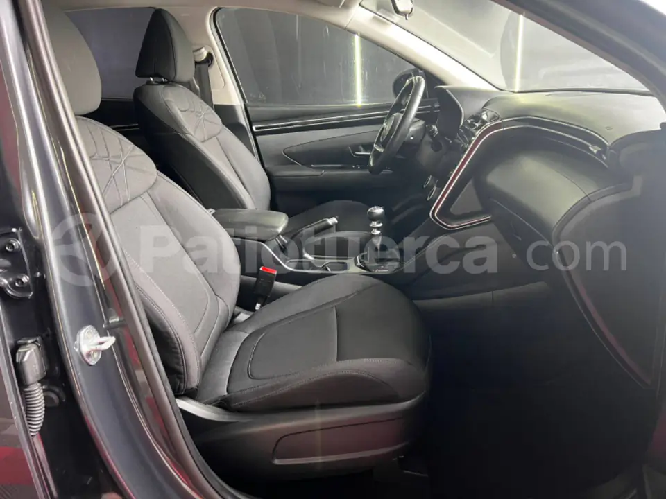 Foto 11 de Hyundai TUCSON NX4E GL