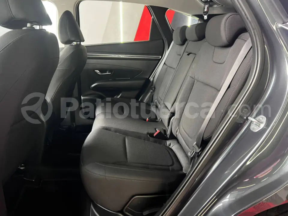 Foto 12 de Hyundai TUCSON NX4E GL