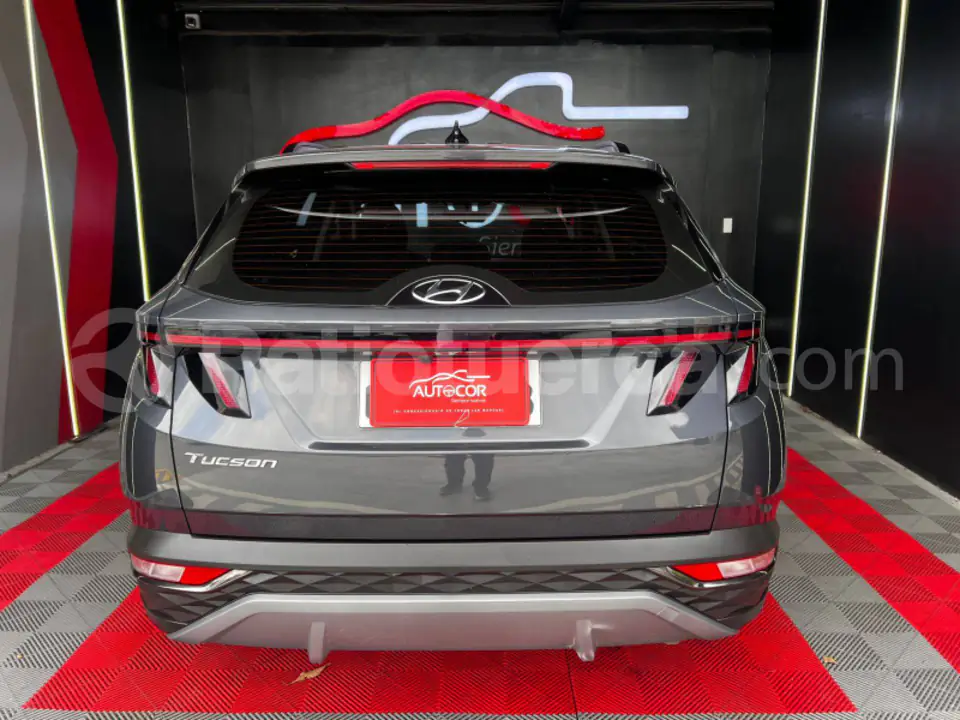 Foto 25 de Hyundai TUCSON NX4E GL