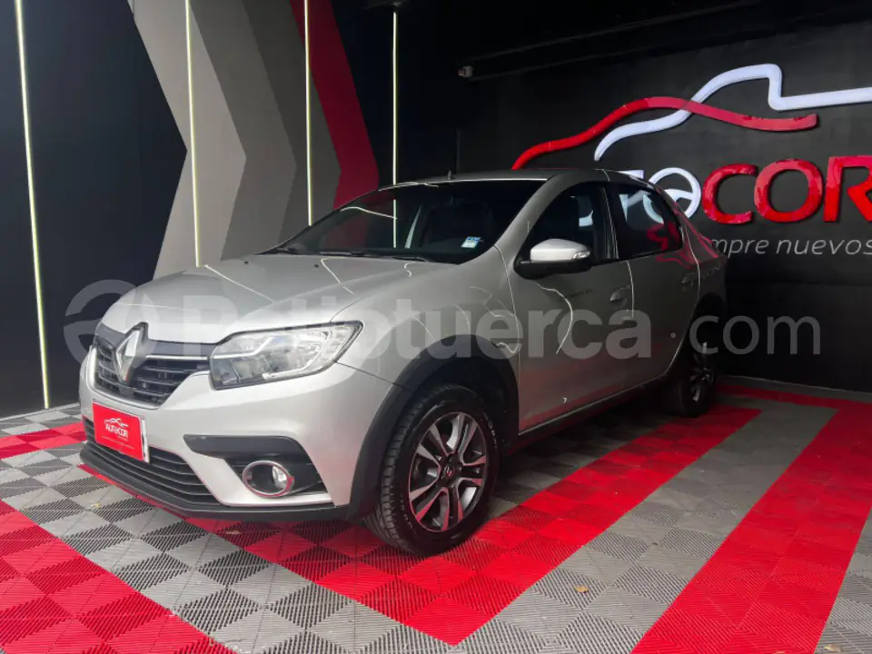 Foto 1 de Renault Logan