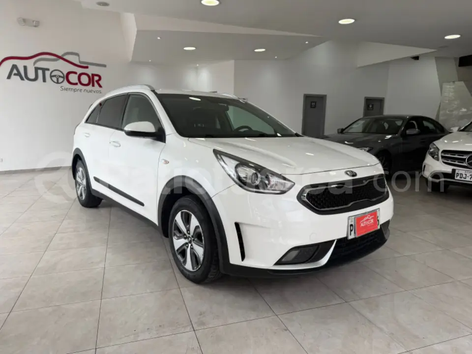 Foto 2 de Kia NIRO