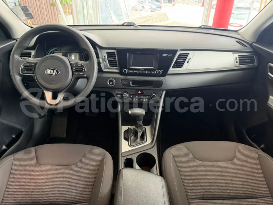 Foto 13 de Kia NIRO
