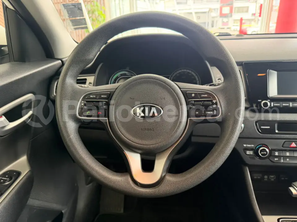 Foto 14 de Kia NIRO Hibrido