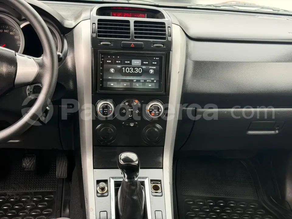 Foto 13 de Suzuki Grand Vitara SZ