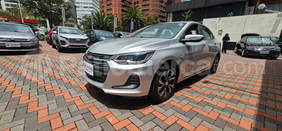 Foto 3 de Chevrolet ONIX PREMIER