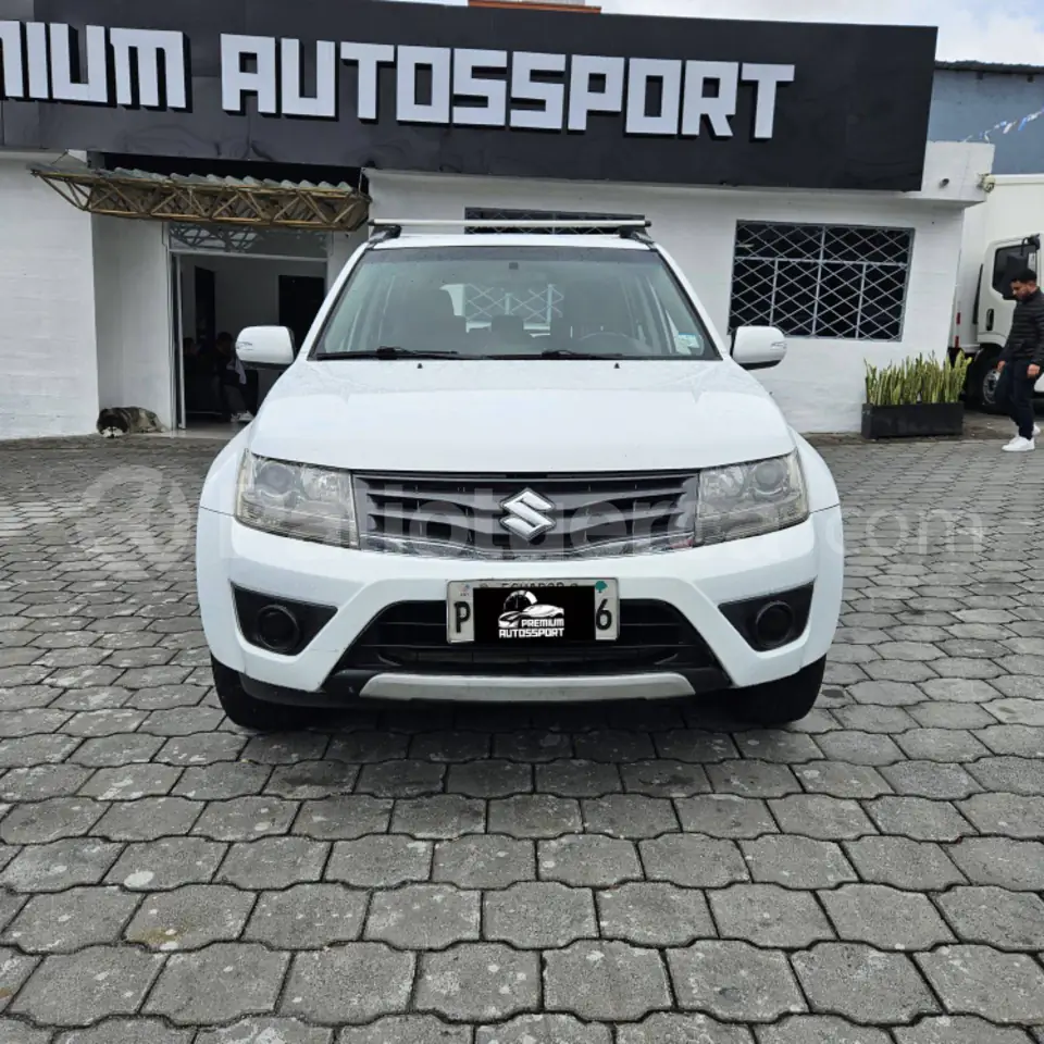 Foto 2 de Suzuki Grand Vitara SZ