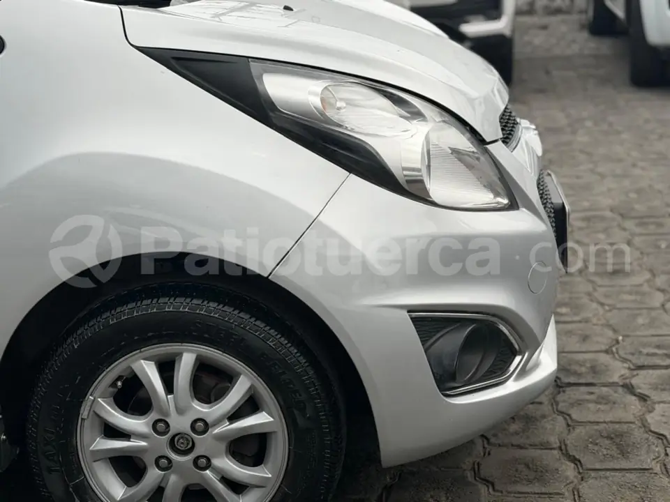 Foto 4 de Chevrolet Spark GT FULL
