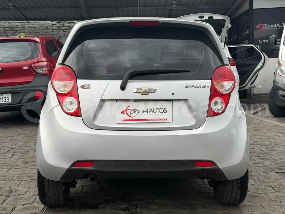 Foto 7 de Chevrolet Spark GT FULL