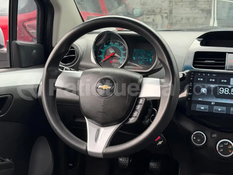 Foto 13 de Chevrolet Spark GT FULL