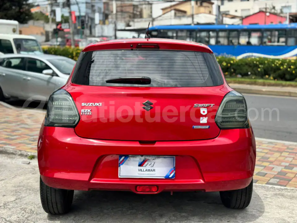 Foto 4 de Suzuki Swift