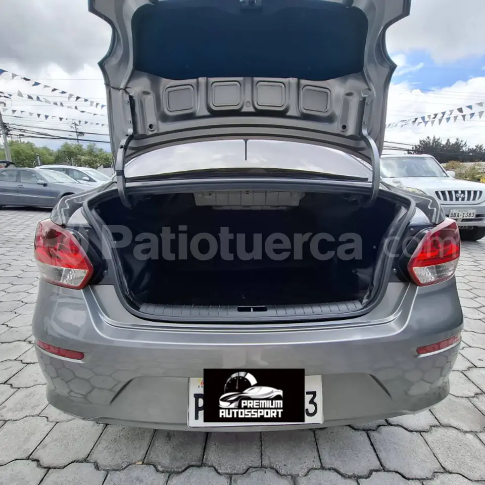 Foto 8 de Kia Soluto LX