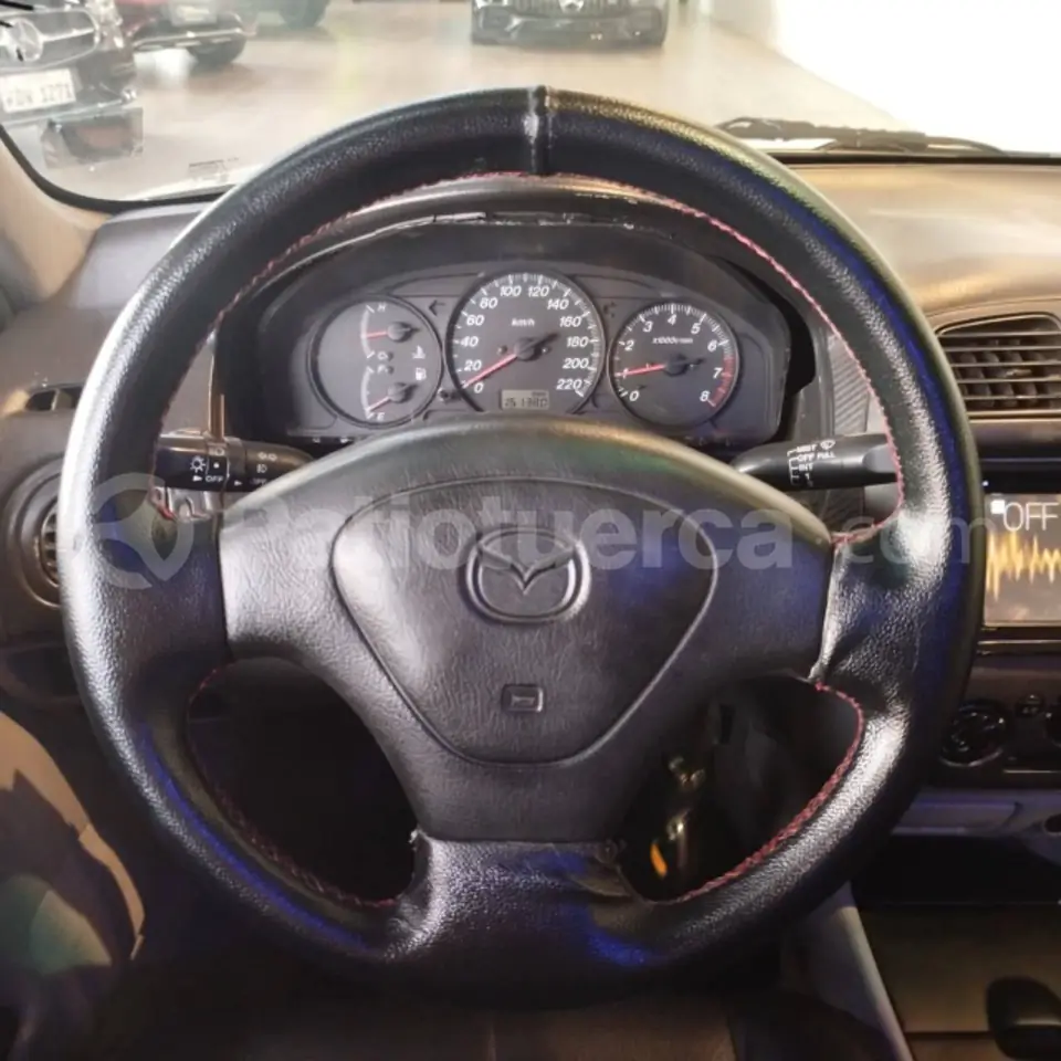 Foto 7 de Mazda Allegro