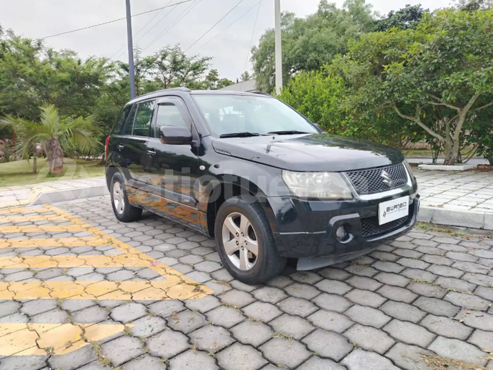 Foto 1 de Suzuki Grand Vitara SZ