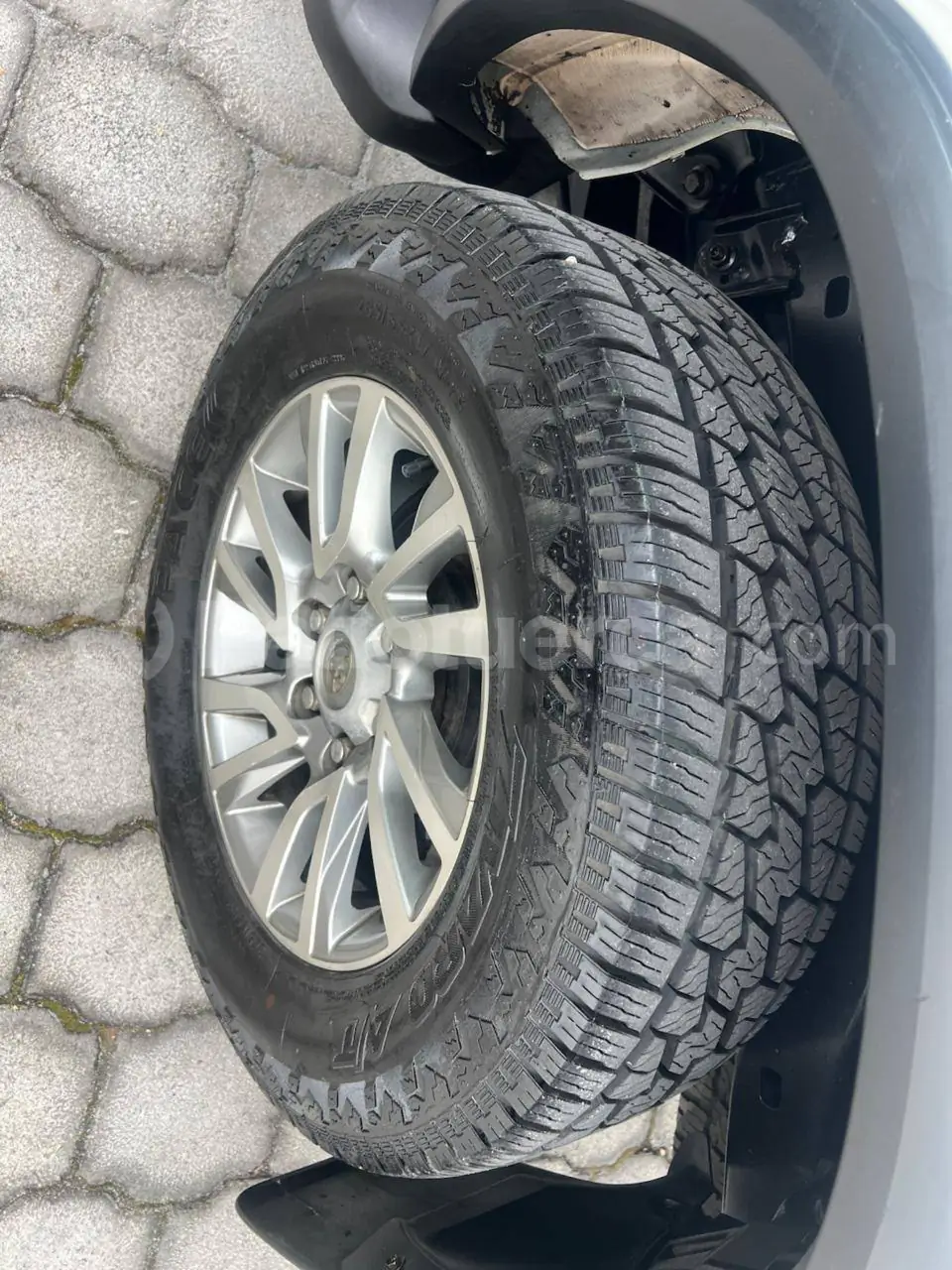 Foto 9 de Toyota Fortuner 2.7