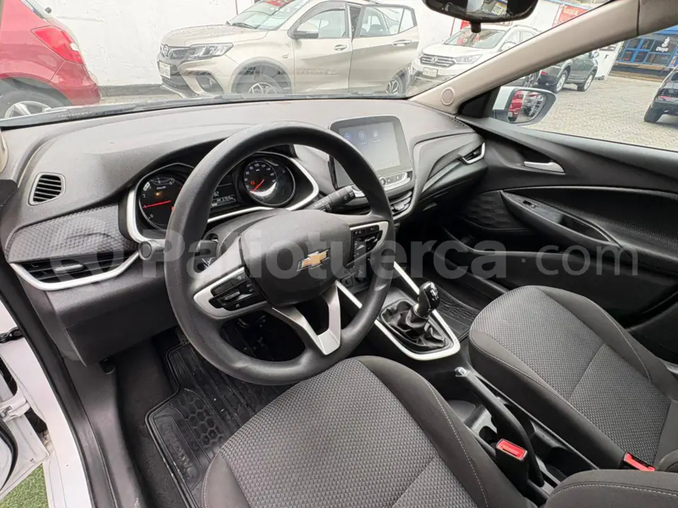 Foto 9 de Chevrolet ONIX LT TURBO