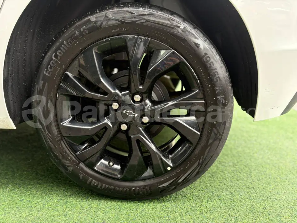 Foto 15 de Chevrolet ONIX LT TURBO