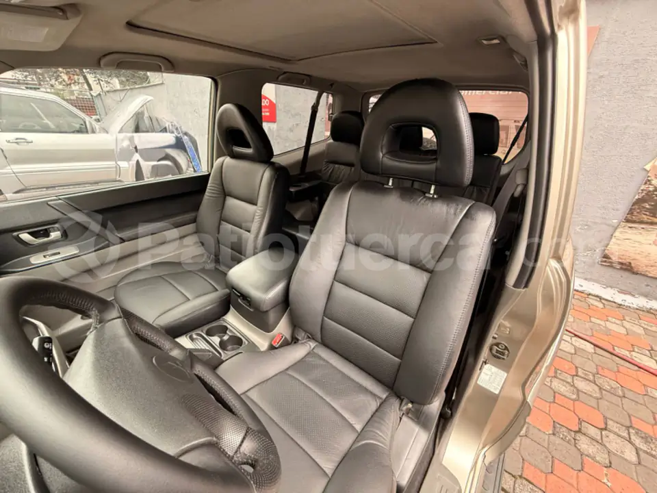 Foto 9 de Mitsubishi Montero 3P