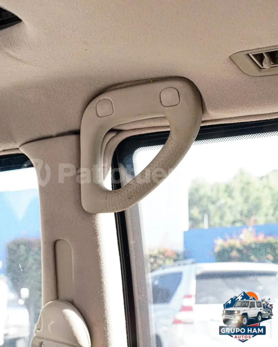 Foto 7 de Toyota Land Cruiser 100