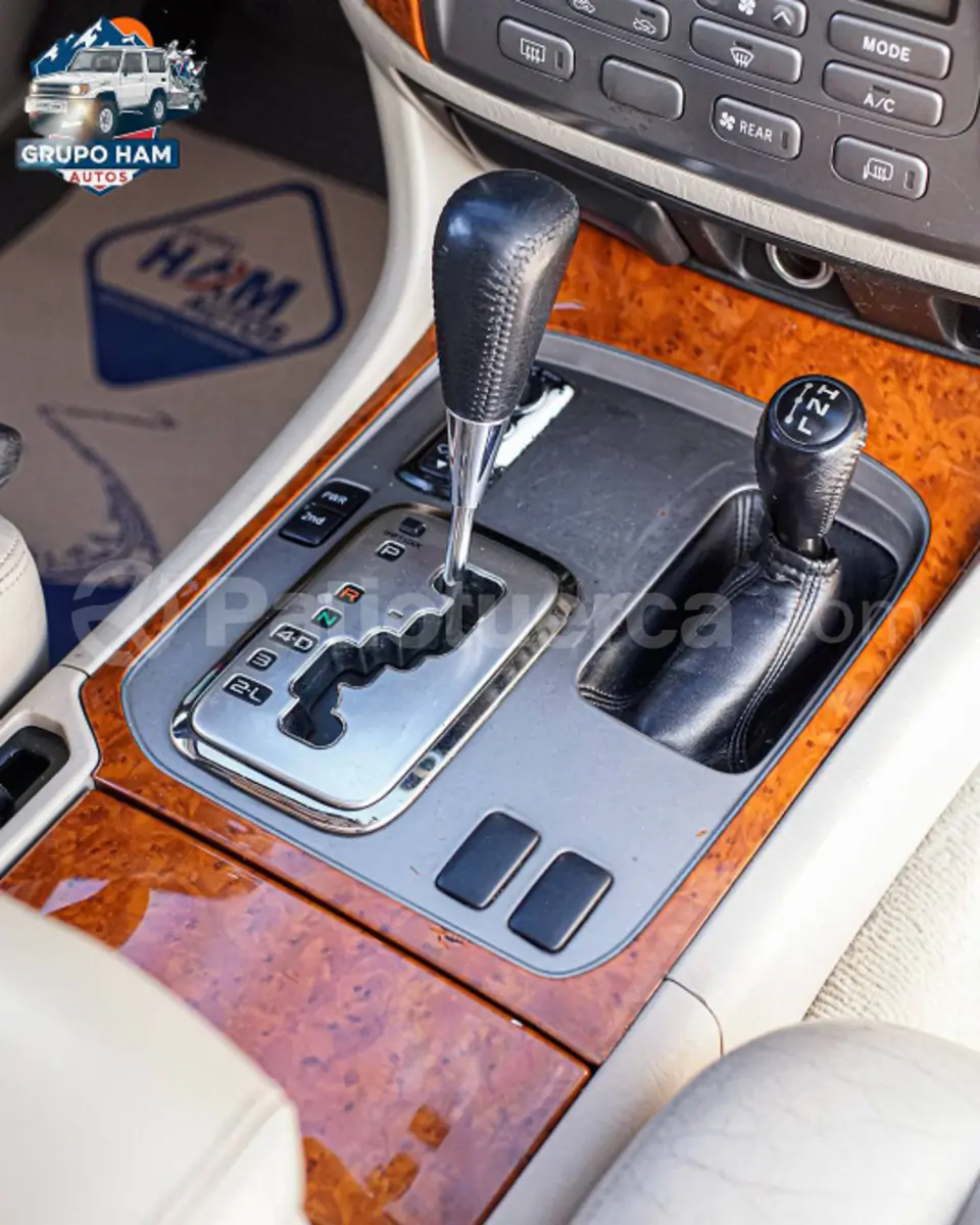 Foto 12 de Toyota Land Cruiser 100
