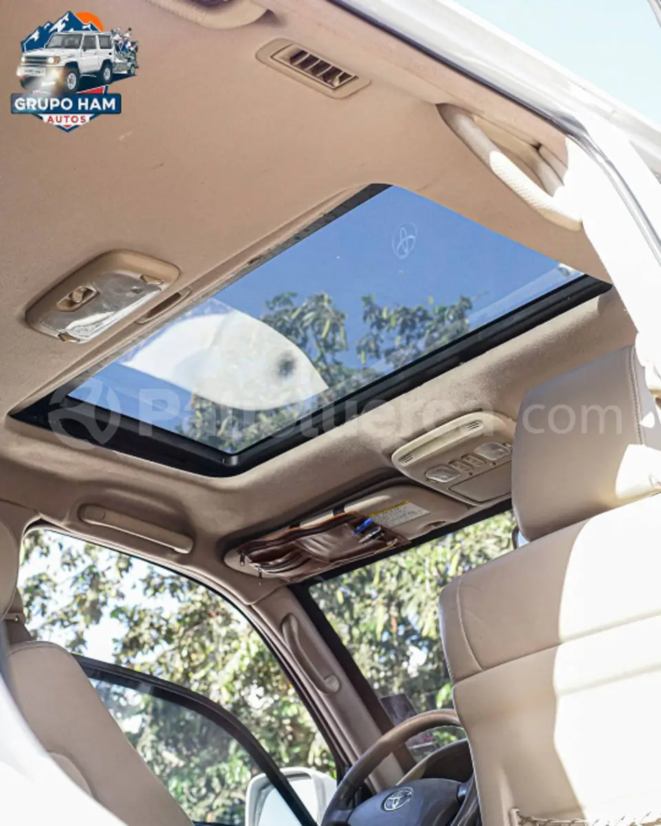 Foto 15 de Toyota Land Cruiser 100